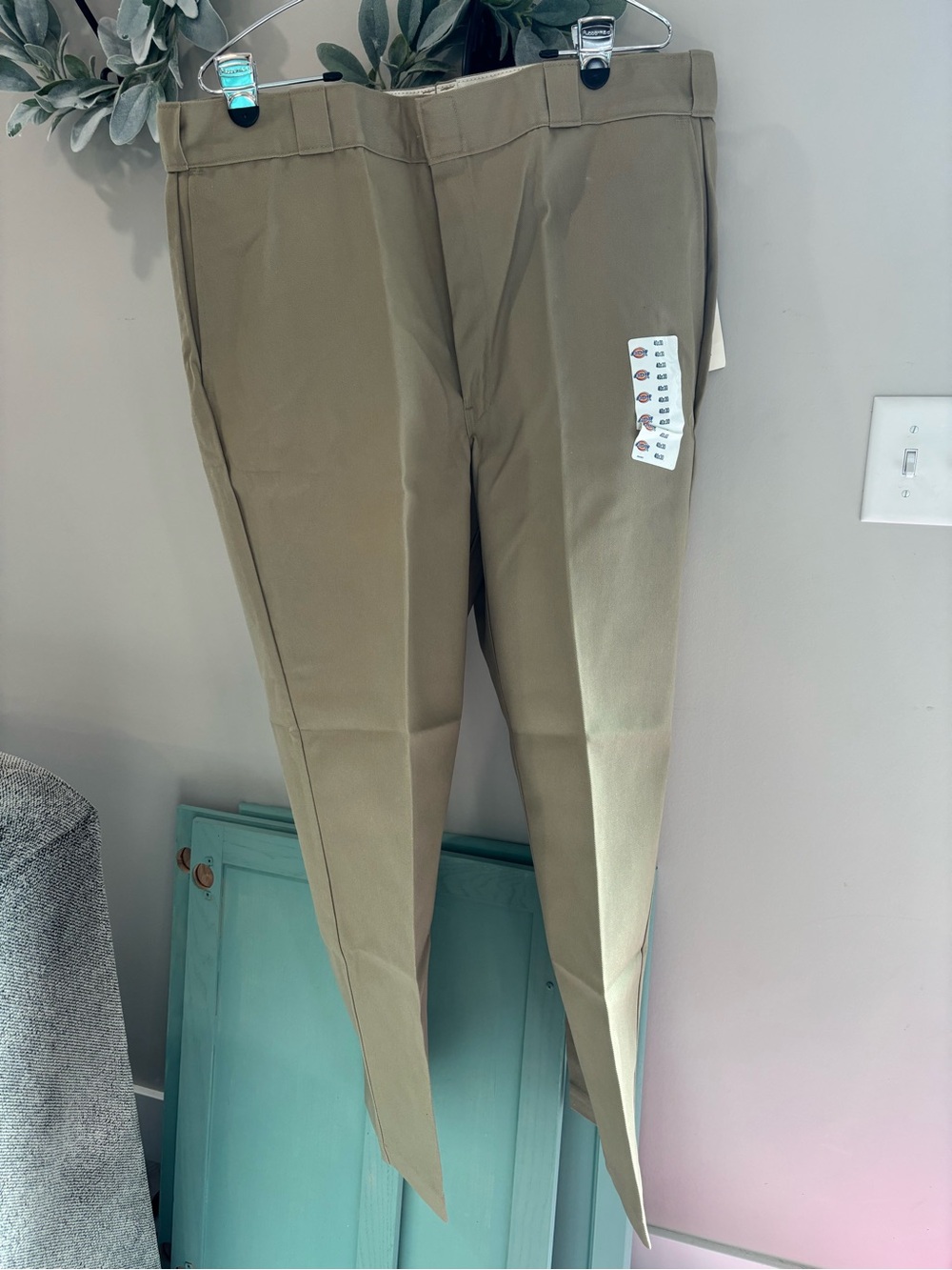 Men's dickies 40x30 Tailored Chino Pants in tan